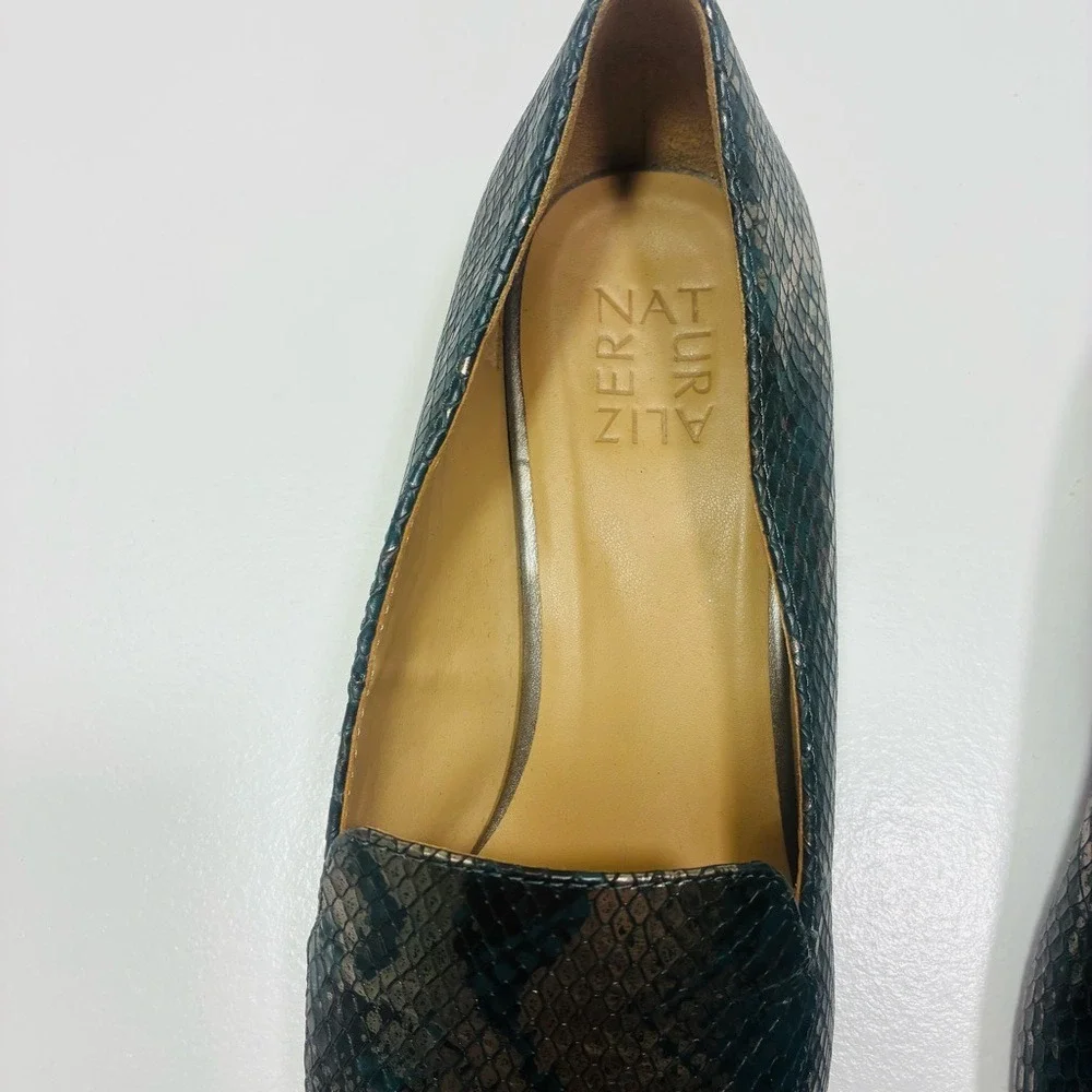 Naturalizer Women Slip-on Loafer 9M Snakeskin Embossed Low Heel Office Career‎